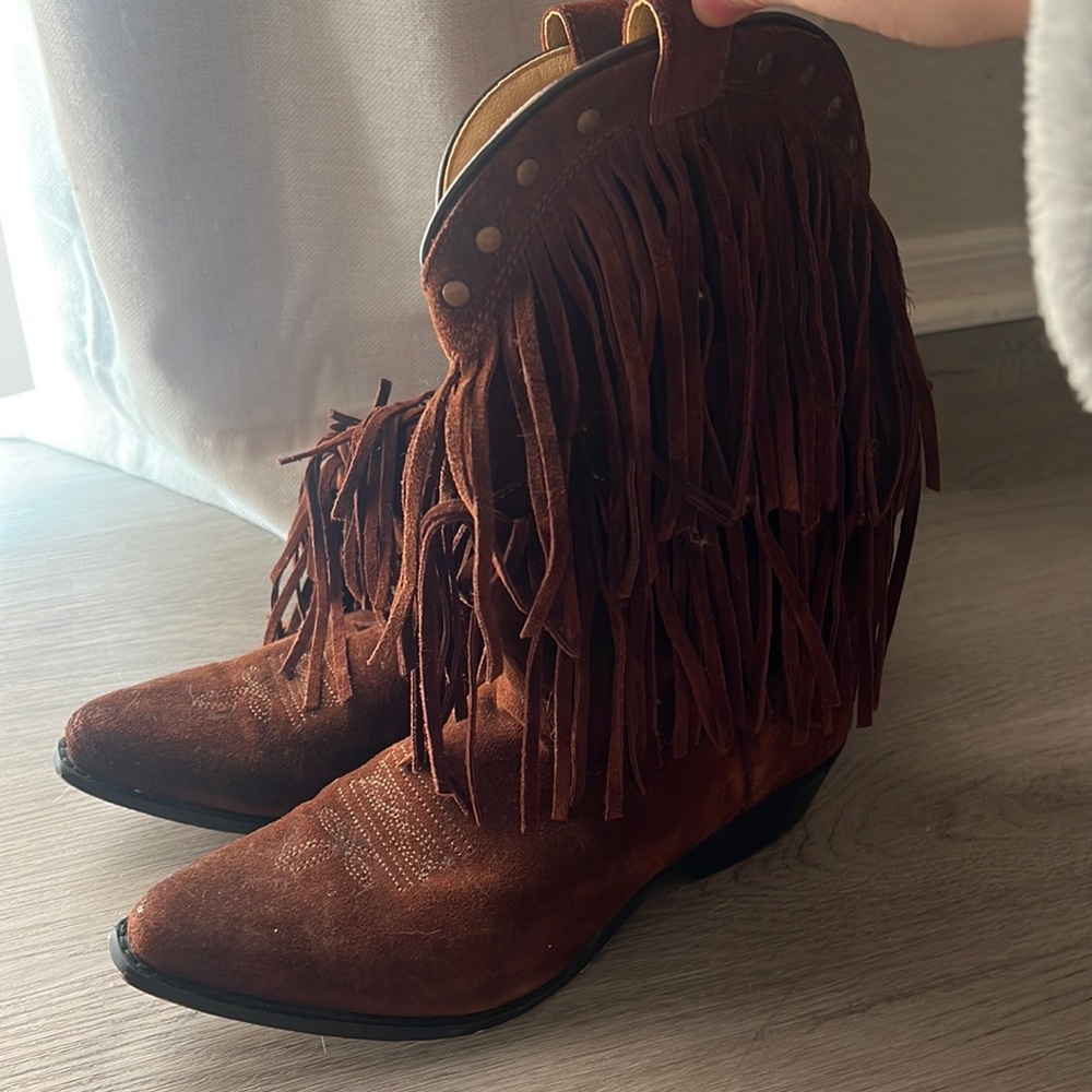 Shyanne fringe boots